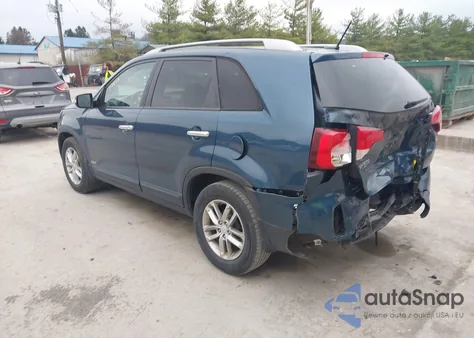 2015 Kia Sorento Lx из США, поврежденный, VIN 5XYKTDA66FG555290